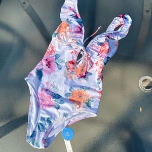 NWT Floral Cupshe swimsuit